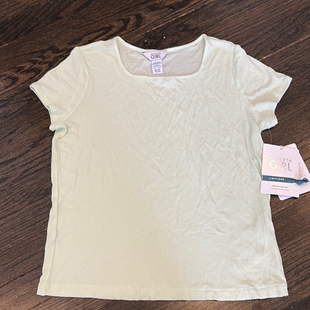 NWT Juniors Athleta Girl Light Green T-Shirt (size 14) - Picture 1 of 5